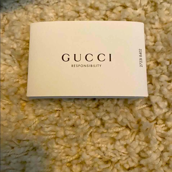 Gucci - Picture 6 of 7